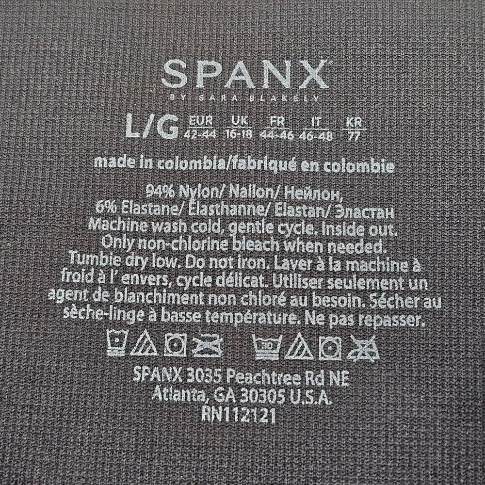 Spanx Look At Me Now Cropped Leggings Black Women's Size L NEW Yoga Athleisure